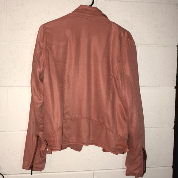 Rusty pink faux leather jacket. - Picture 3 of 4